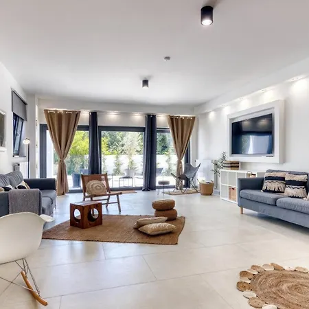 Vikendica Design M Pula